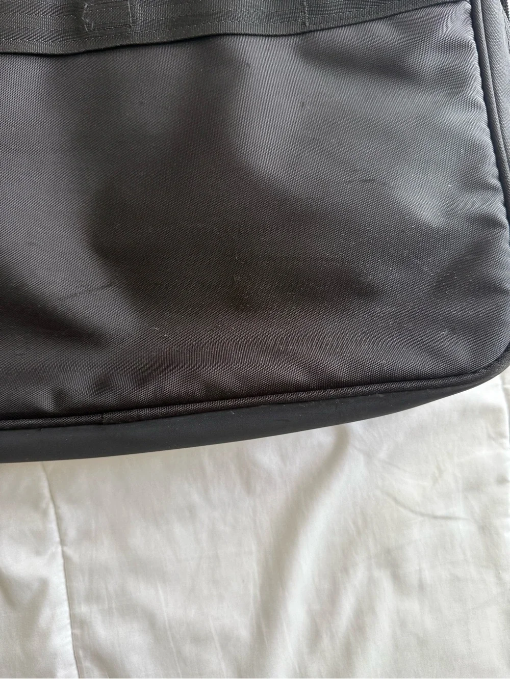 Dell Black Laptop Messenger Bag with Shoulder Strap